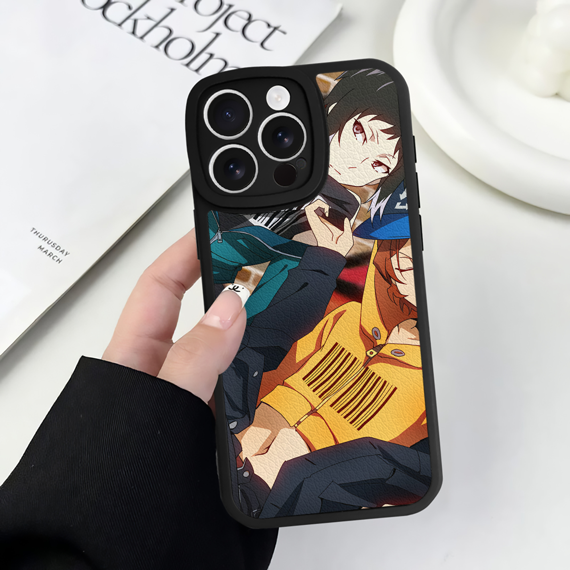 （画像用） 文豪ストレイドッグス Bungo Stray Dogs 【iPhone 16シリーズ対応】シリコンスマホケース（レザー調） 材質：シリコン